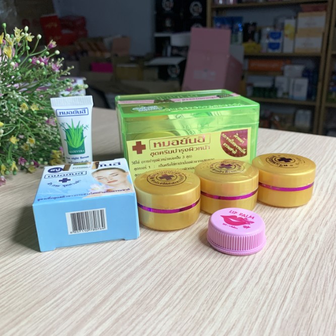 Set Trị Mụn Và Tàn Nhang Yanhee Thái Lan