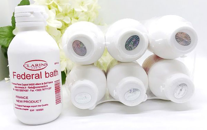 sua-non-kich-trang-clarins-759