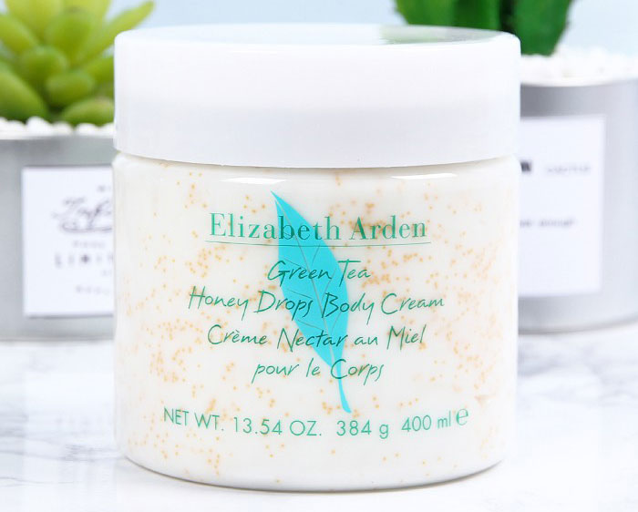 kem-duong-trang-da-tra-xanh-mat-ong-elizabeth-arden-3581