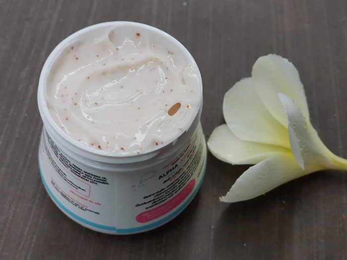 tay-te-bao-mat-va-toan-than-alpha-arbutin-scrub-3-plus-thai-lan-5140