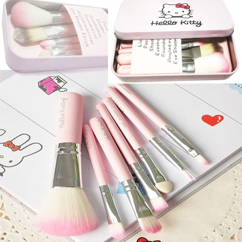 Bộ cọ trang điểm hello kitty