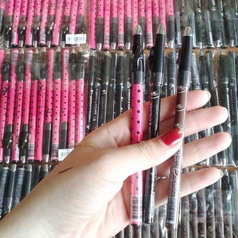 Chì kẻ mắt và mày Thái Lan