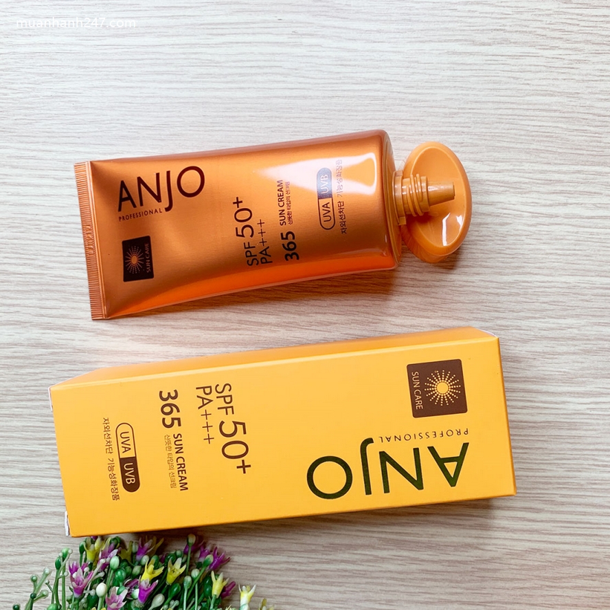 Kem Chống Nắng Ốc Sên 3W Clinic