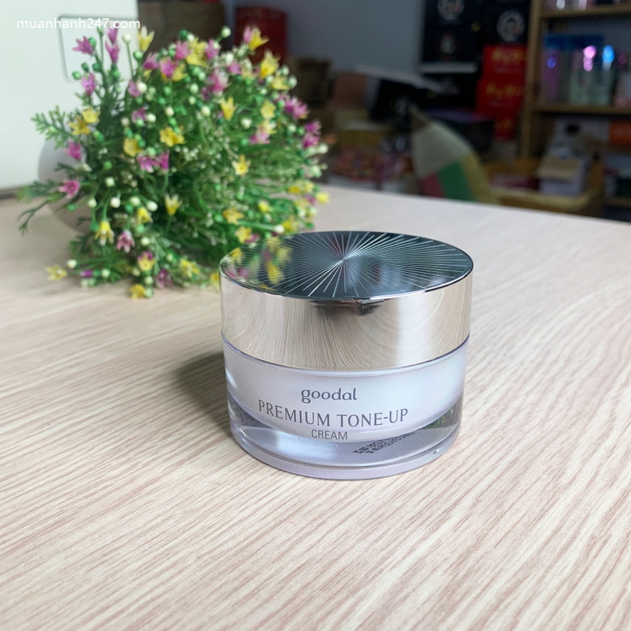 Kem Ốc Sên Dưỡng Trắng Goodal Premium Snail Tone Up Cream(Mẫu Mới 2020)