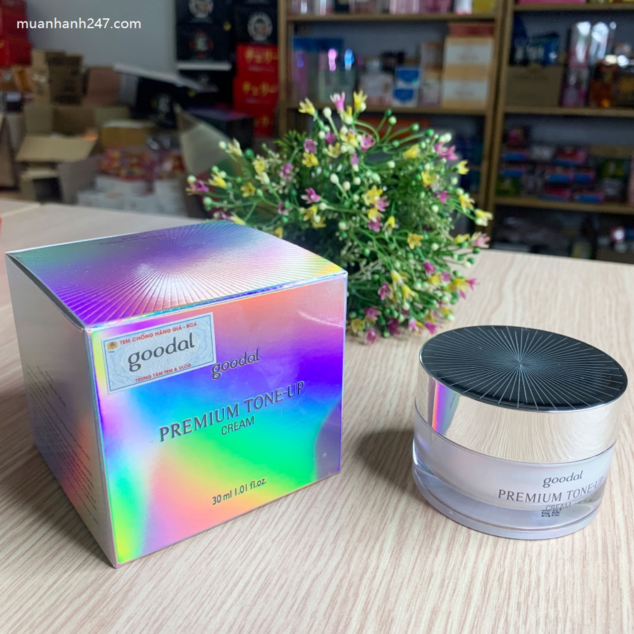Kem Ốc Sên Dưỡng Trắng Goodal Premium Snail Tone Up Cream(Mẫu Mới 2020)