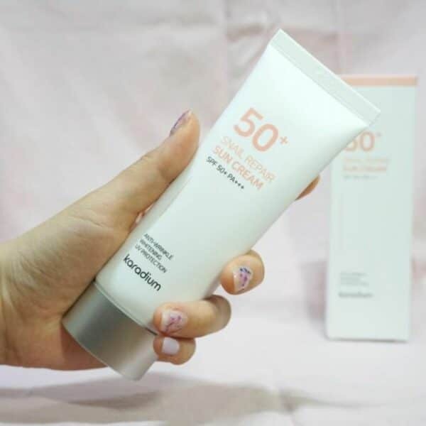 Kem Chống Nắng Karadium Snail Repair Sun Cream SPF50 Plus PA